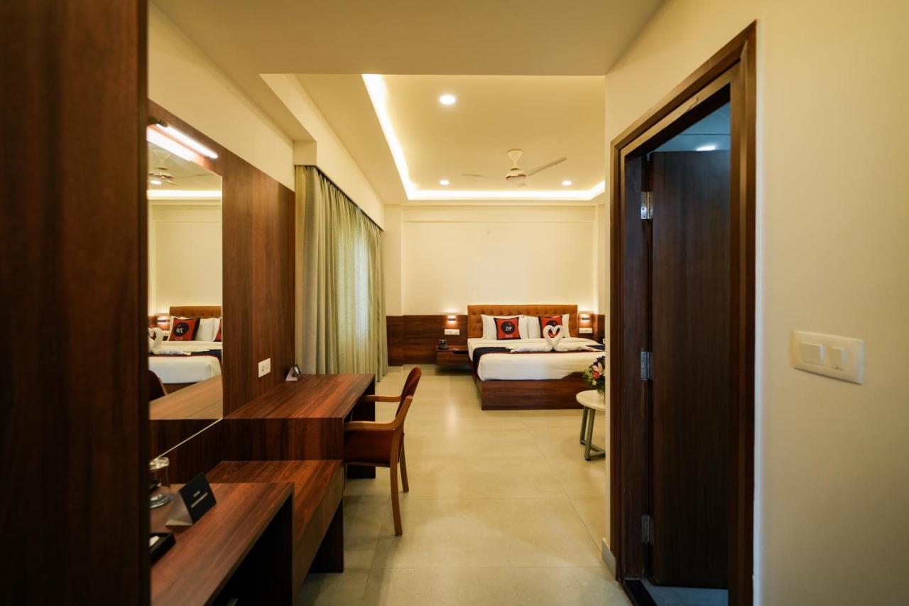 Zip By Spree Hotels Purpleorchid Whitefield Bangalore Esterno foto