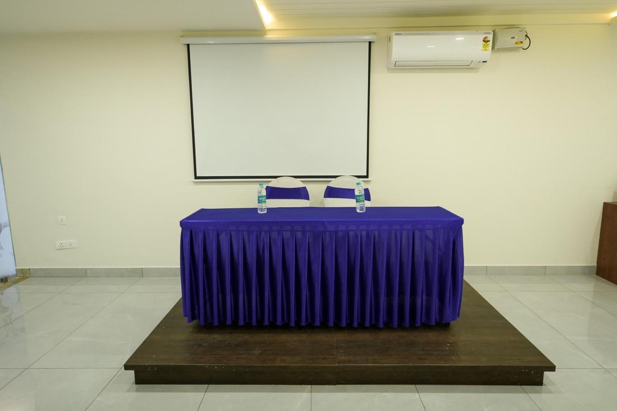 Zip By Spree Hotels Purpleorchid Whitefield Bangalore Esterno foto